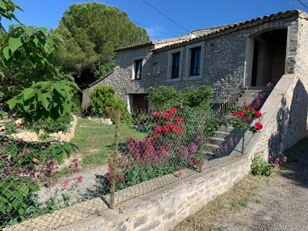 L'Ostal Du Pic Saint Loup Aux Embruscalles Claret Екстер'єр фото